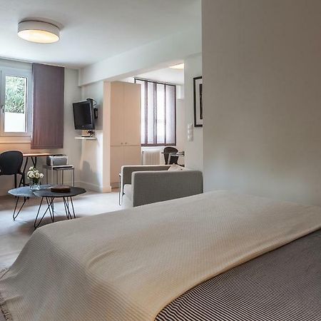 Unique Semi-Basement Stay At The Foot Of The Acropolis Atina Dış mekan fotoğraf