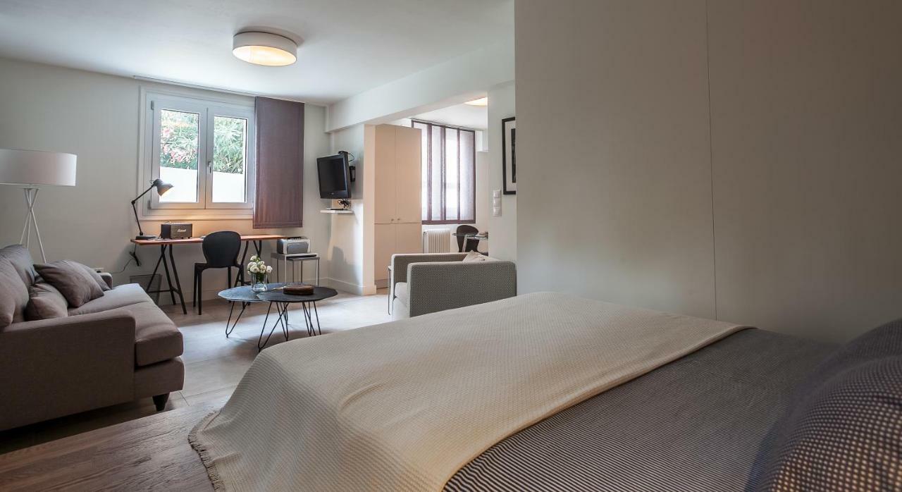 Unique Semi-Basement Stay At The Foot Of The Acropolis Atina Dış mekan fotoğraf