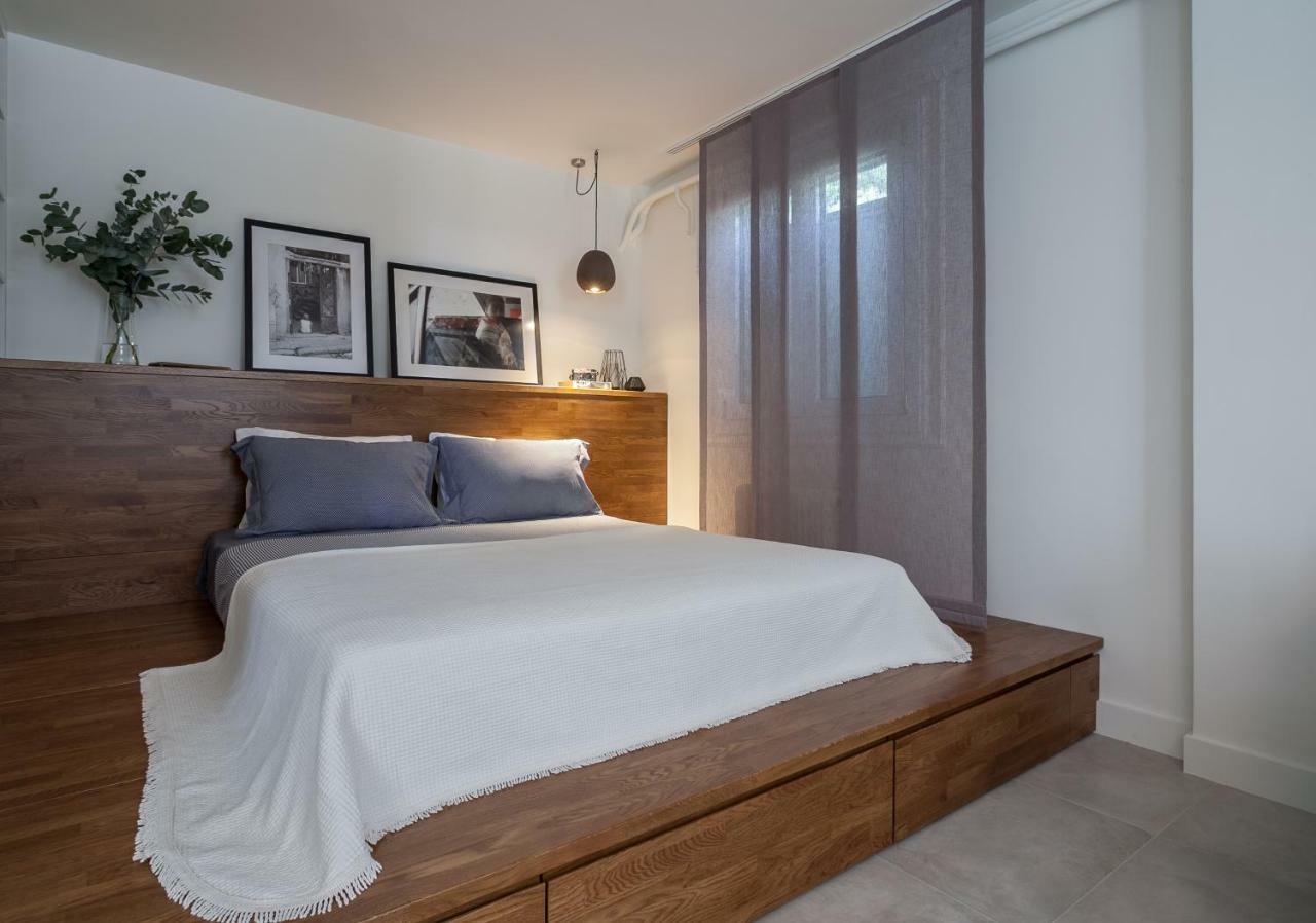 Unique Semi-Basement Stay At The Foot Of The Acropolis Atina Dış mekan fotoğraf